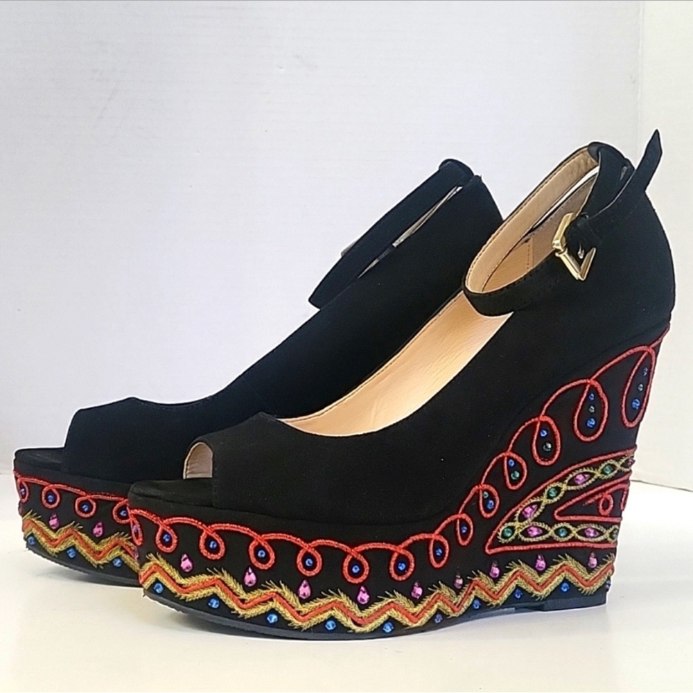 Boutique 9 Cinema Peep Toe Wedge Size 9